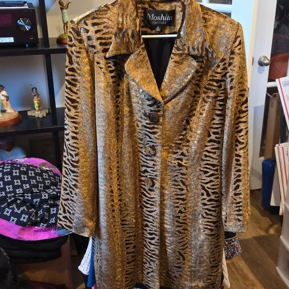 Moshita Couture Vintage Coat - Picture 1 of 4